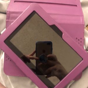 2nd Generation Kindle Fire Tablet & Rotating Case